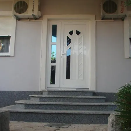 Bistrovic Apartment