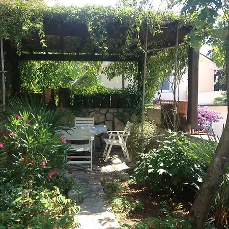 Bistrovic Apartment